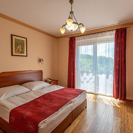 Fried Kastely Hotel Simontornya Exterior photo